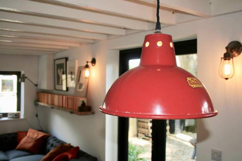 The Post Barn, Beautiful Barn Conversion 10mins From Winchester Holiday home Sparsholt