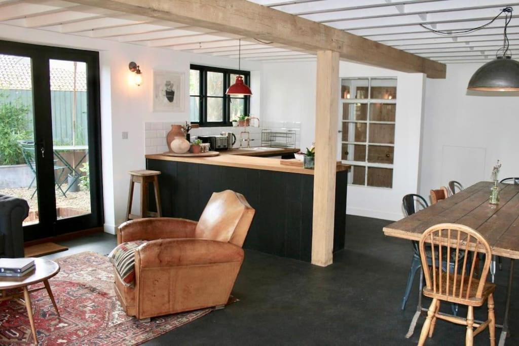 The Post Barn, Beautiful Barn Conversion 10mins From Winchester * Sparsholt